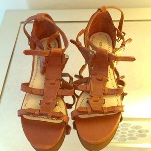 Pour la victorie flats - will sell for best offer